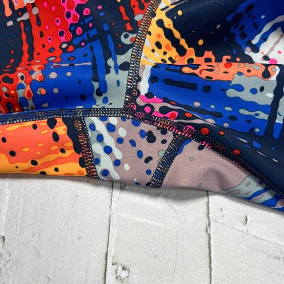 Athleta Lava Sonar Capri Leggings SIZE S Multicolor Cropped Yoga Pants - Picture 7 of 12